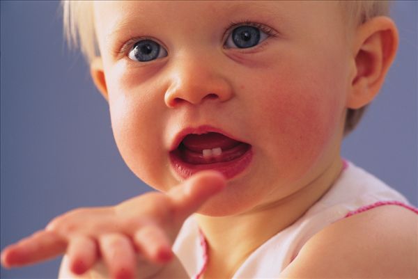 怎么能缓解宝宝出牙痛 宝宝出牙痛怎么办
